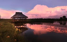 Coconut Lagoon Hotel Kumarakom